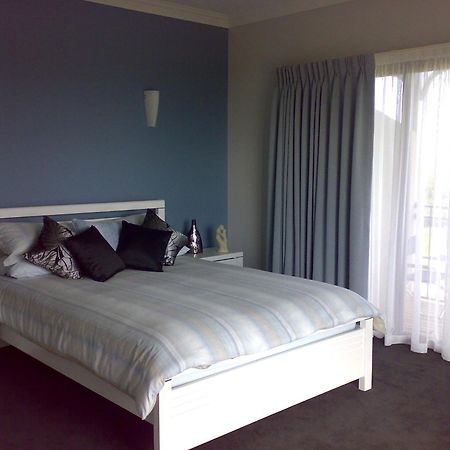 Swan Lake Guest House Ventnor Luaran gambar